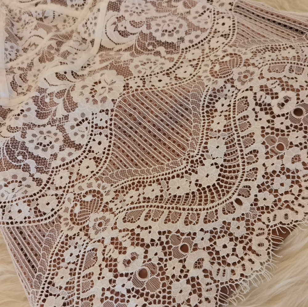 FOR LOVE & LEMONS TATI LACE CORSET DRESS 🤍 - Picture 5 of 13